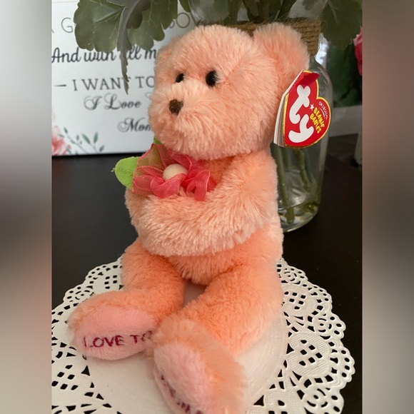 🌸 “DEAR GRANDMA” RETIRED TY BEANIE BABY BEAR. DATED 2006! MWMT! APPROX 8” - Picture 3 of 5